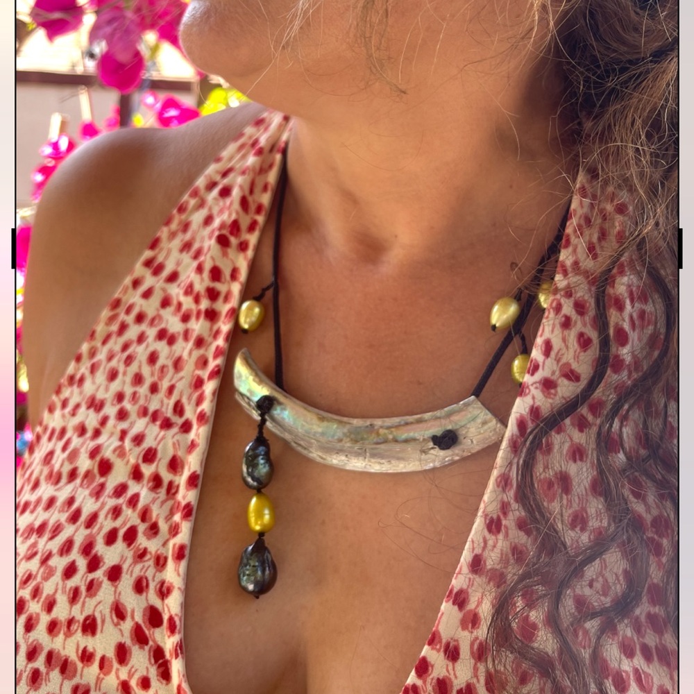Elegant Multicolor Necklace